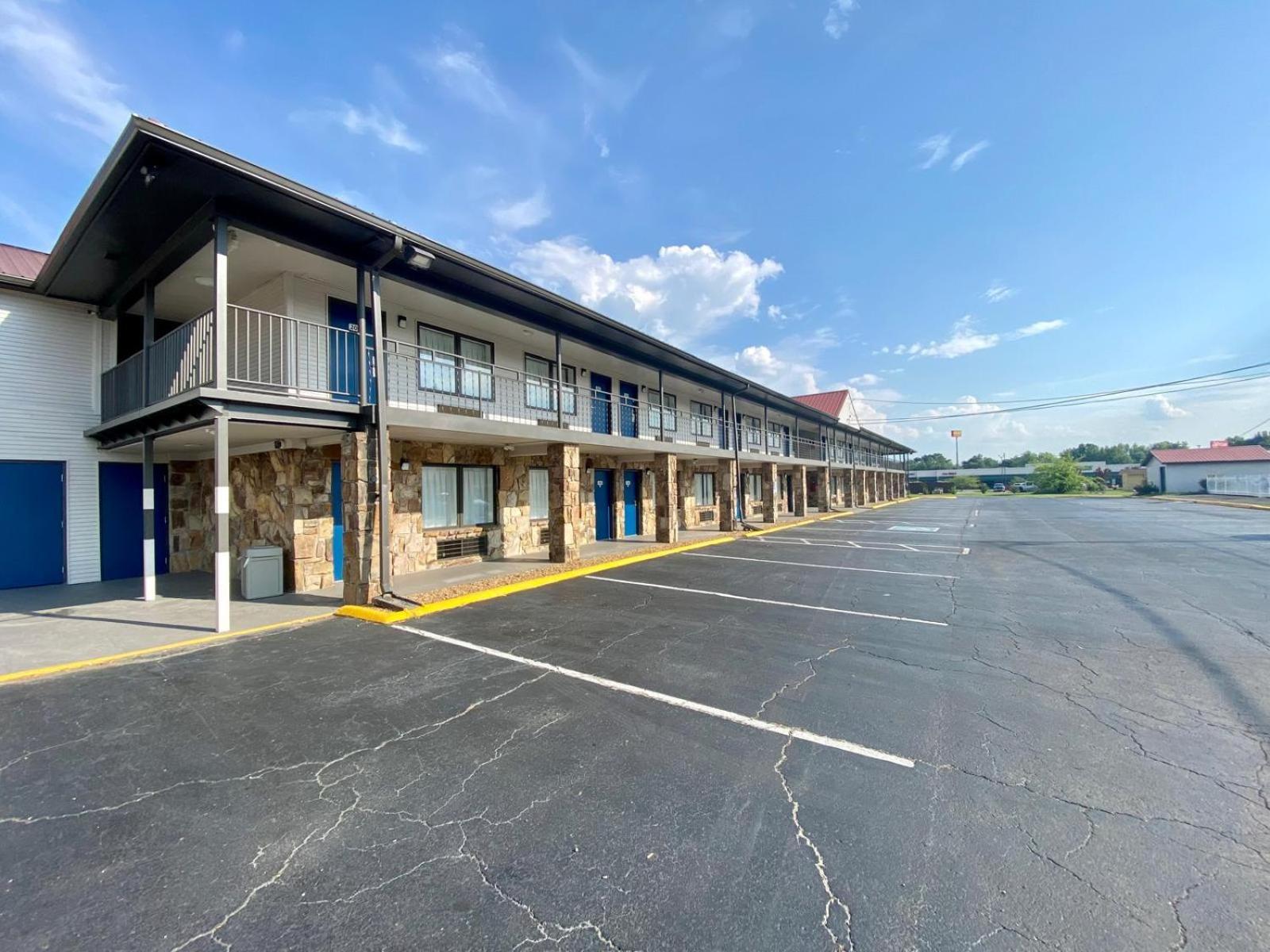 Motel 6 Manchester Tn Экстерьер фото