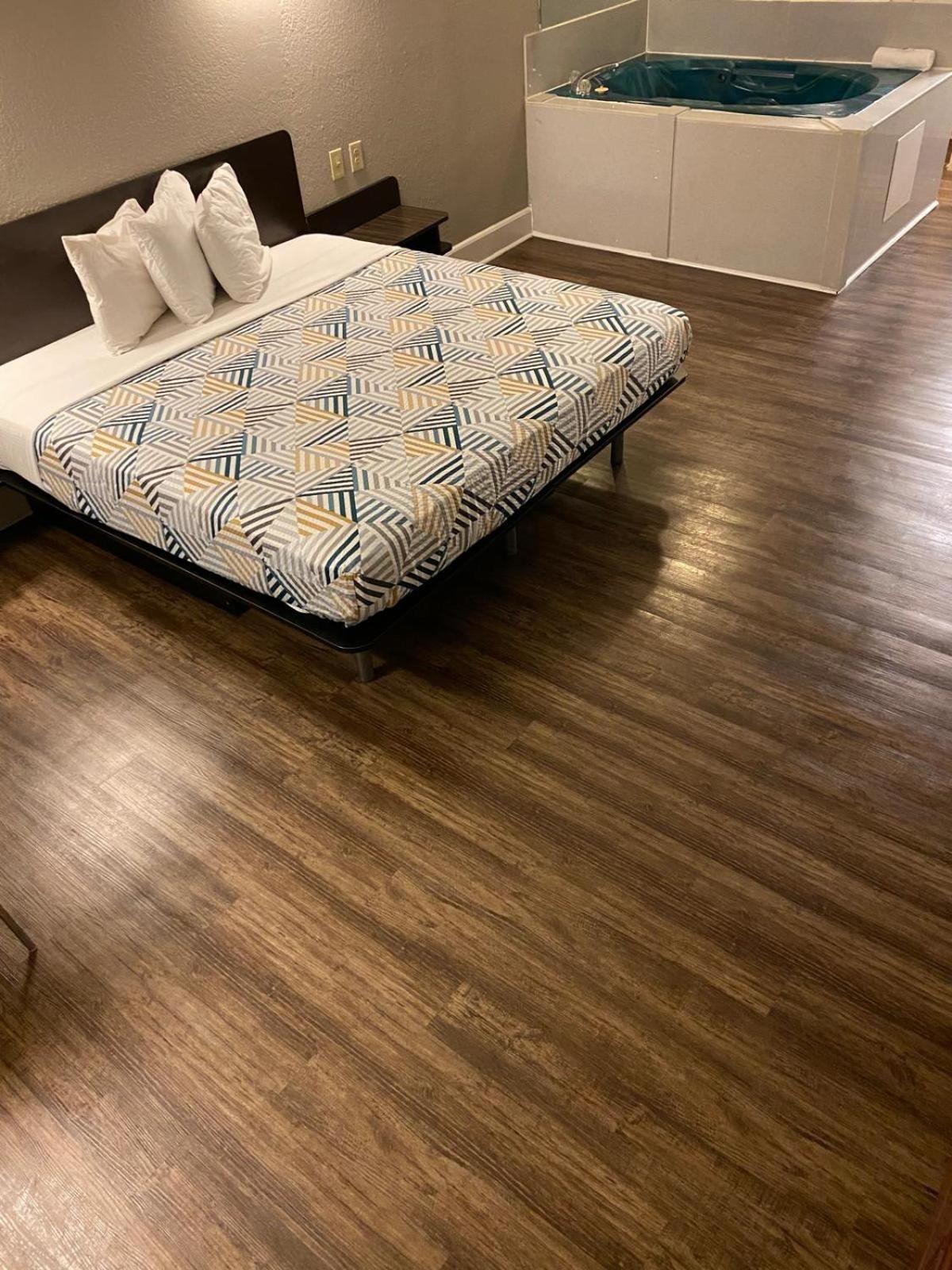 Motel 6 Manchester Tn Экстерьер фото
