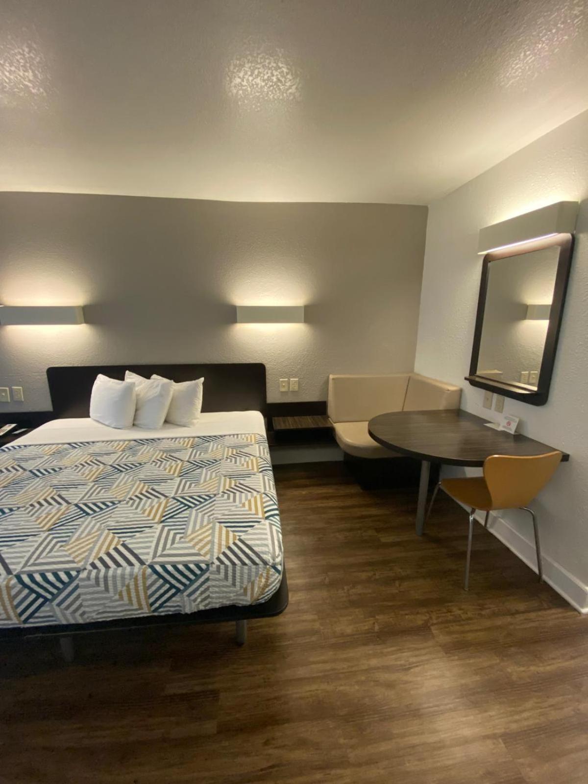 Motel 6 Manchester Tn Экстерьер фото