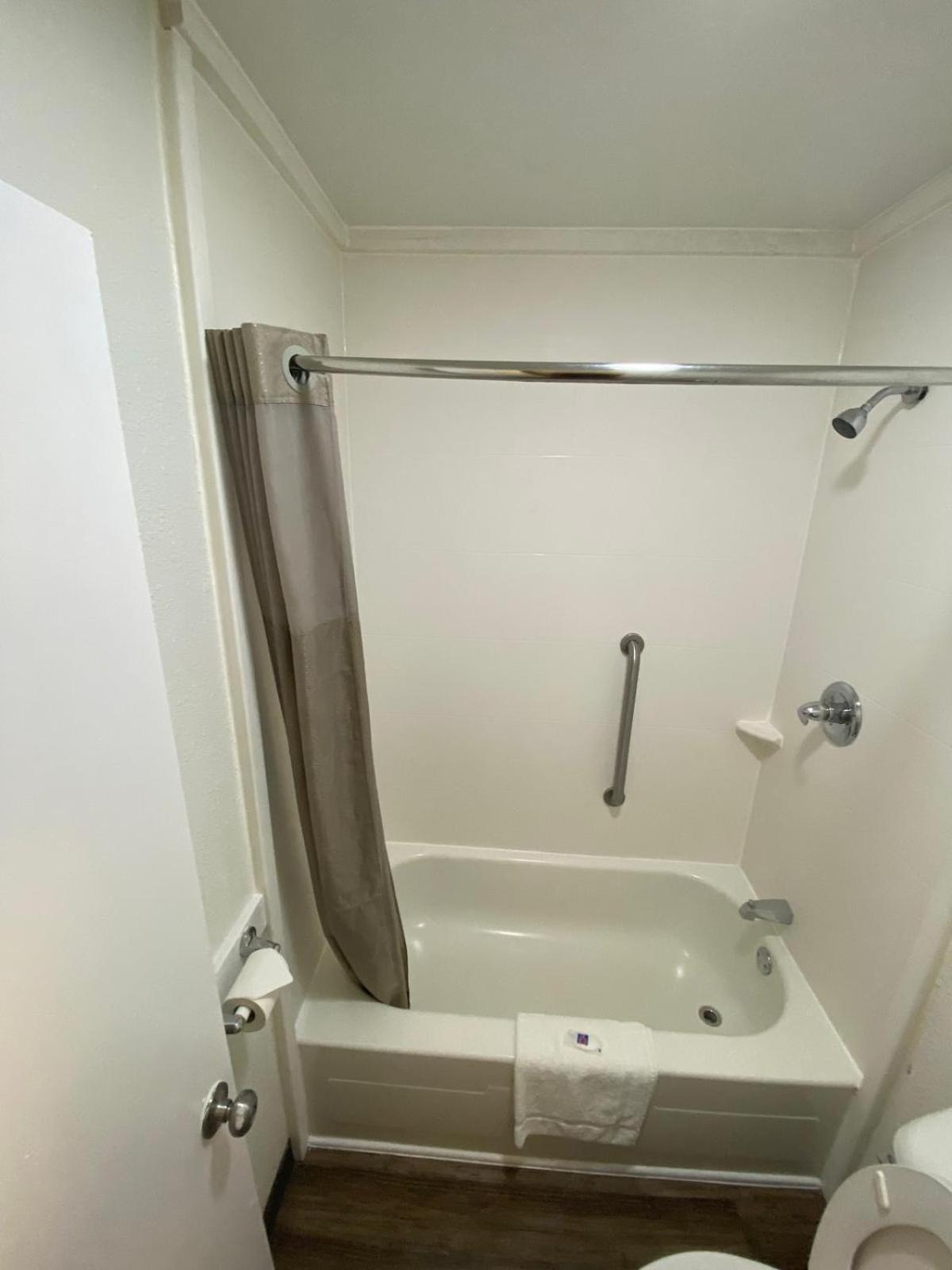 Motel 6 Manchester Tn Экстерьер фото